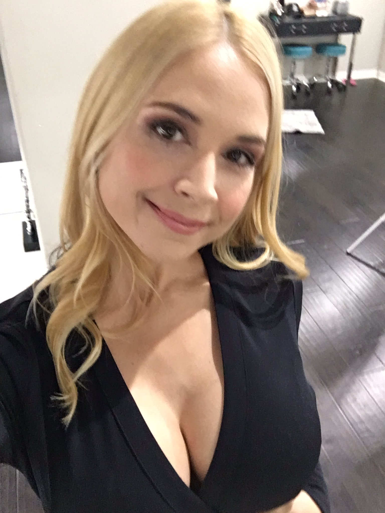 Tw Pornstars 1 Pic Sarah Vandella Twitter My Outfit From Yesterday 