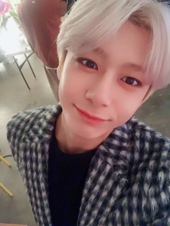 MonstaX_SGP's tweet photo. @OfficialMonstaX [MX Trans]

[#HYUNGWON] I spent a happy and fulfilling day thanks to Monbebe~~Thank You.I’ll work harder and make Monbebes feel the happiness i felt today too. Ah and I love you today Monbebe I was bothered cuz I missed the timing.. I love you Monbebe!!! https://t.co/His0fAaM0y