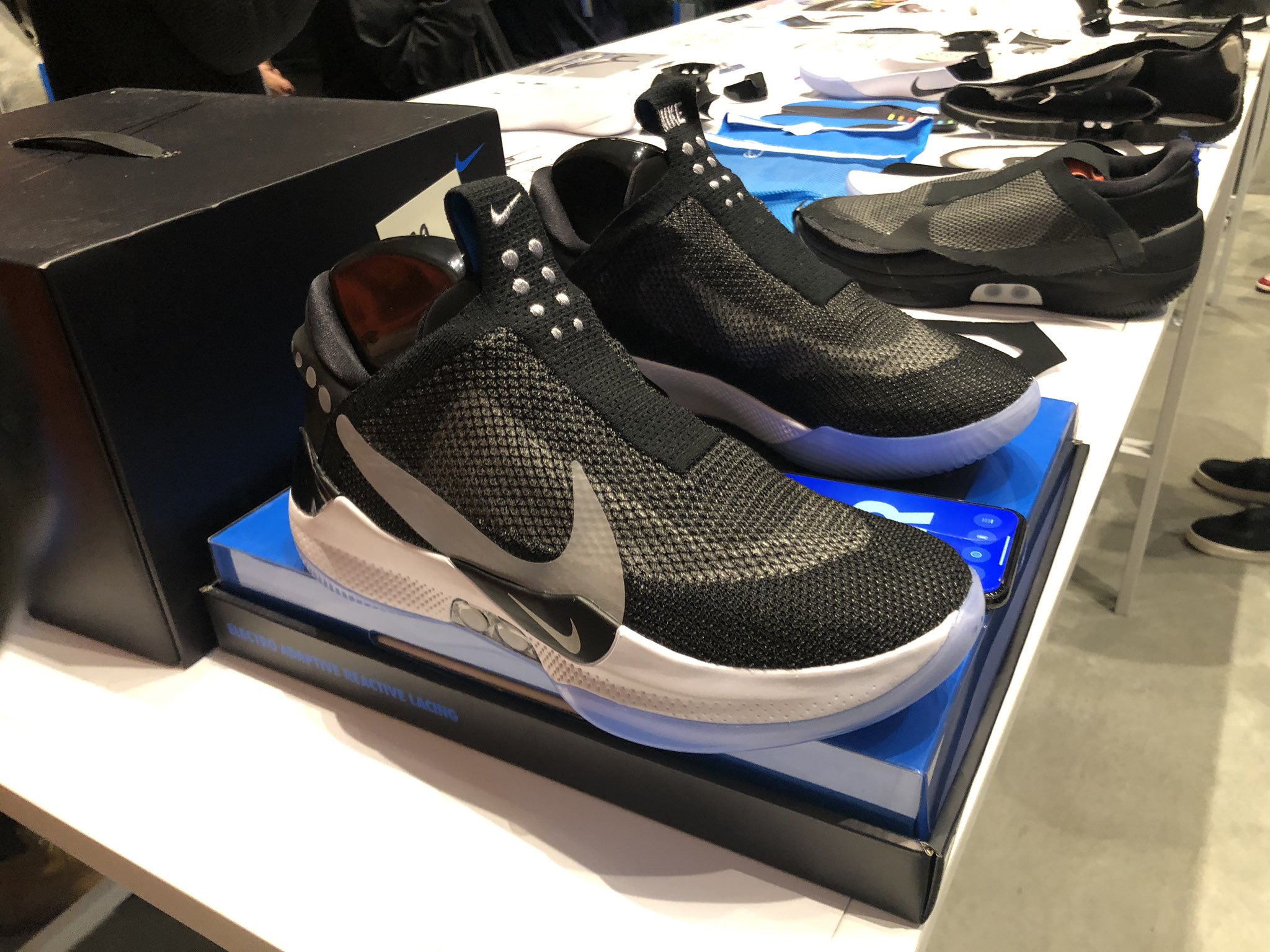 where to buy nike hyperadapt bb