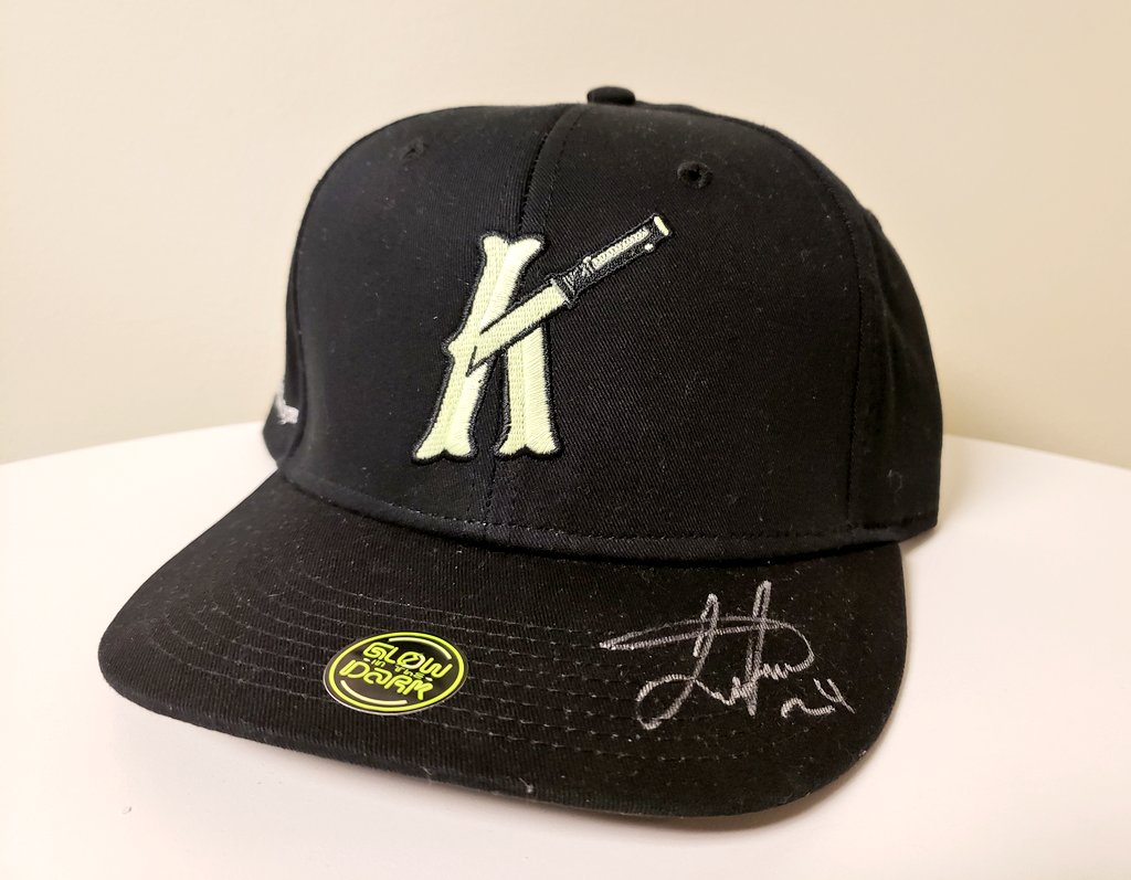 Happy #NationalHatDay! Want to win a Glow-in-the-Dark Knights hat autographed by Leury GarcΓa?
1. RT this Tweet
2. Follow @KnightsBaseball & @ArmorShoppe
One lucky winner will be selected at 5:30 PM today. Good luck! β at BB&T Ballpark