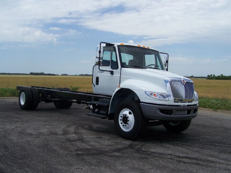 #NEW 2019 International 4300 - $70,820 #summittrucks #internationaltrucks #trucking bit.ly/2TNnsAM