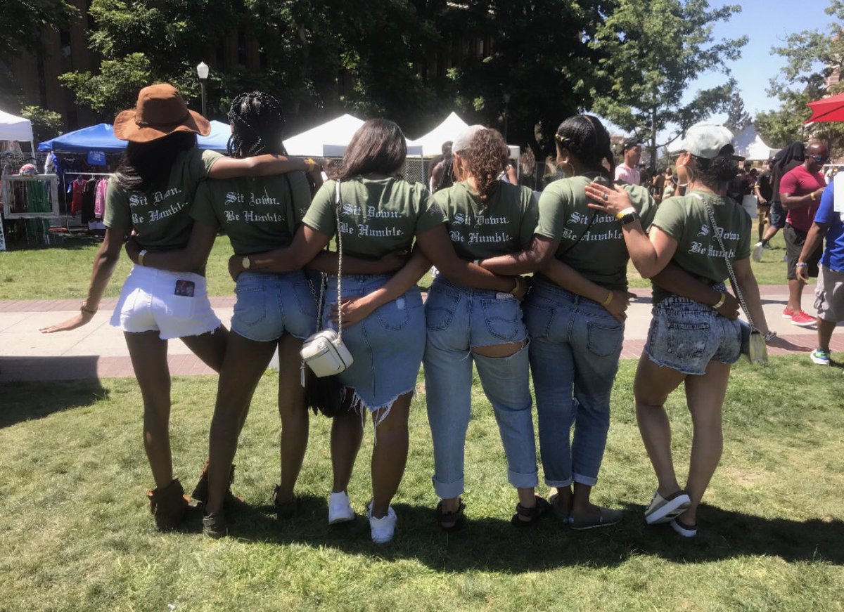 __JBlack's tweet image. Happy Founders Day to all my Sorors!!! 💖💚 #111yearsofService #SkeeWee