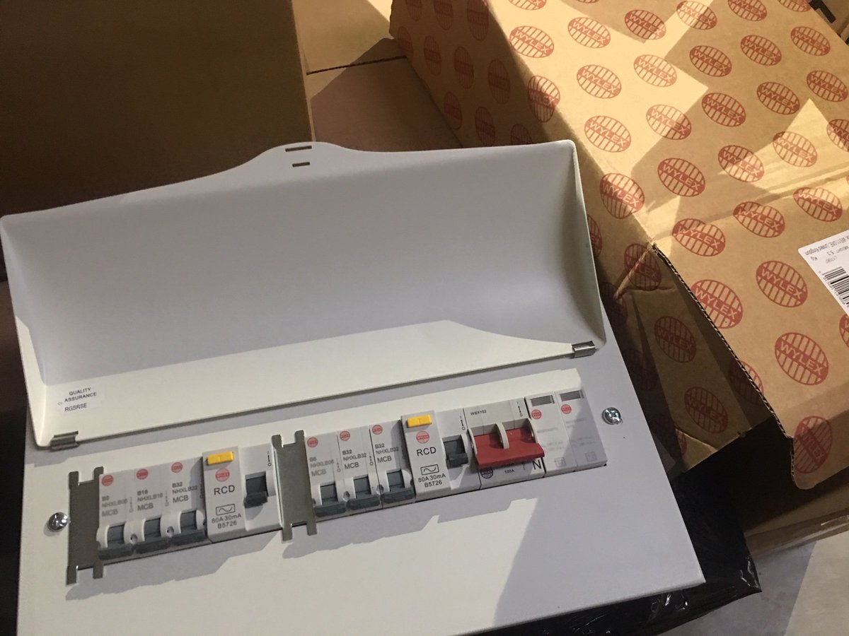 SolarGenLtd's tweet image. Our first batch of domestic consumer units of 2019 for a local housing association due on site tomorrow &amp;amp; fitted with SPD's at the clients request to help comply with the 18th edition of BS7671 #wylex