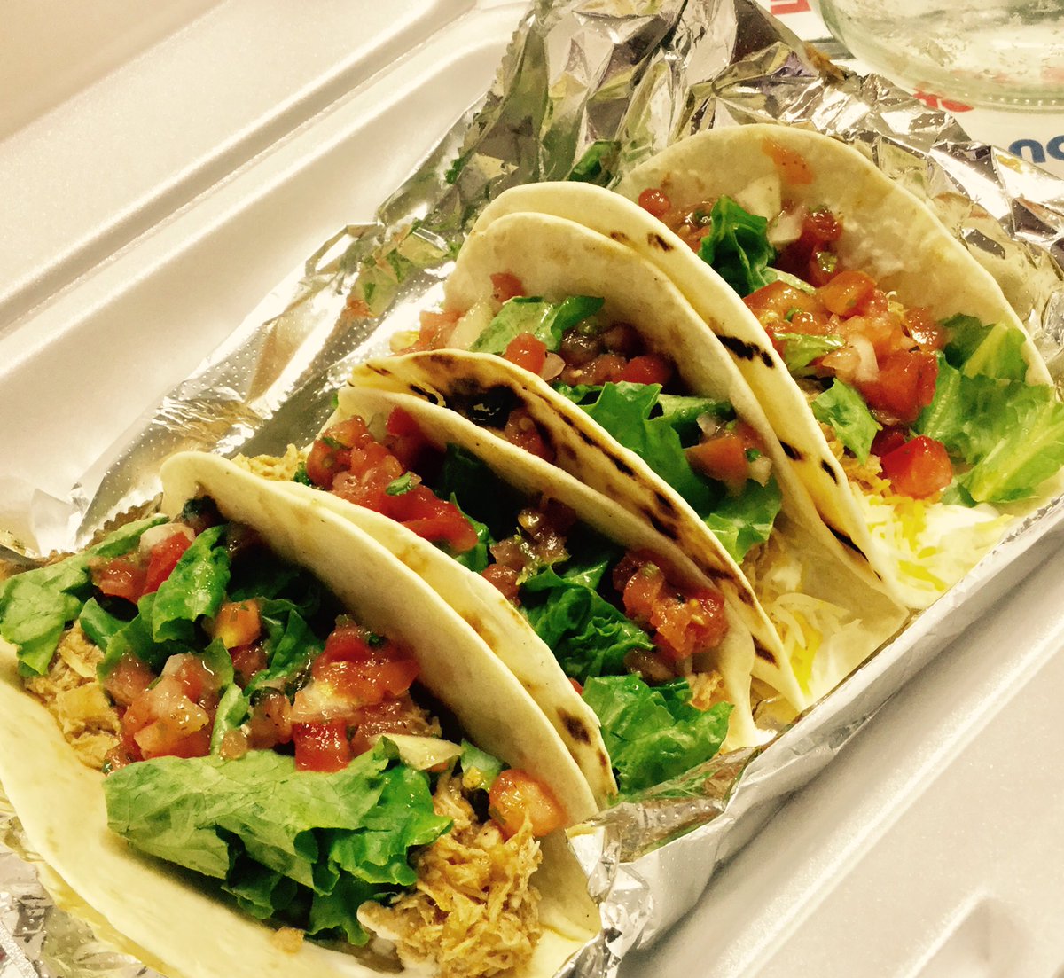 Joey's Chicken Shack tweet media