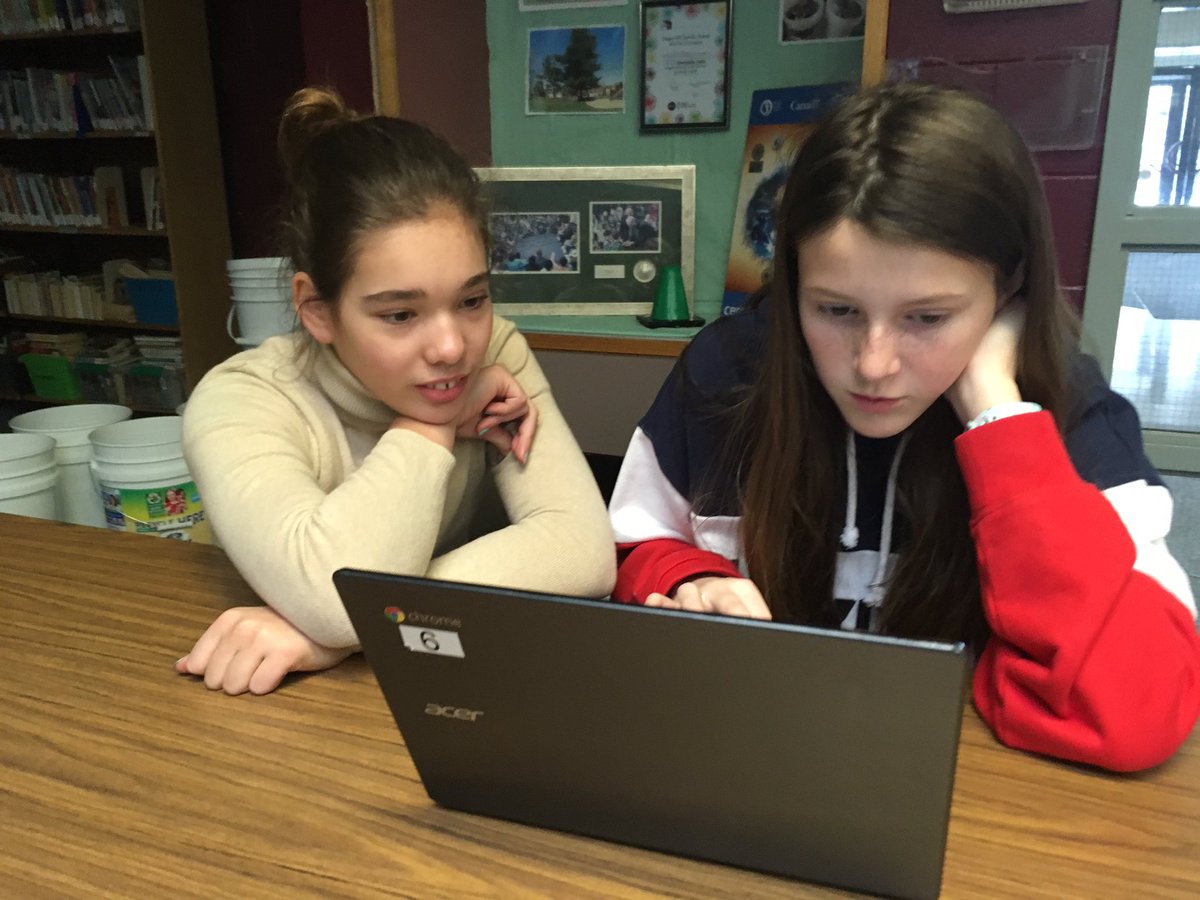 MrsDawsonsClass's tweet image. Exploring Scratch 3.0 got our @TLPCanada #codingquest @ChapelHillOCSB