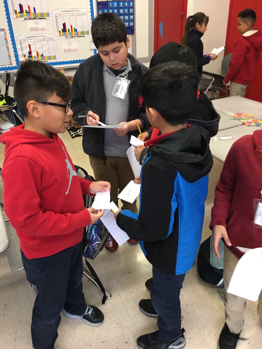 ortizteach's tweet image. I have who has activity in @fred_glz 4th grade classroom. Great activity to get kids up and moving and engage with geometric vocabulary! #PushItToTheNextLevel #ThePughWay #ITeachMath #ICoachMath