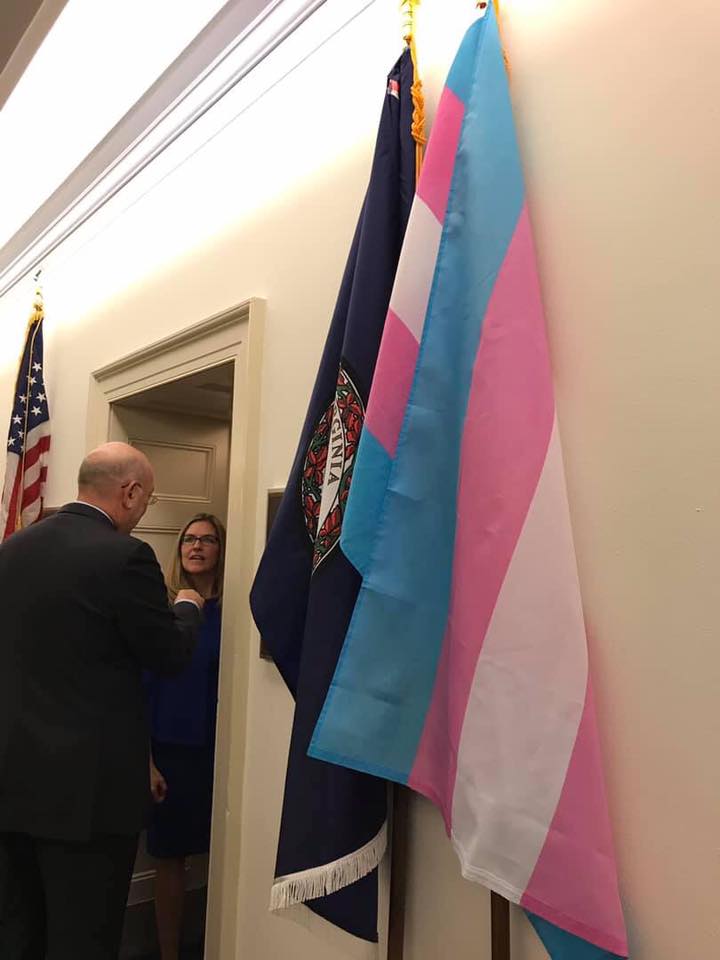 New socialist-Democrat Jennifer Wexton hangs transgender flag outside office (no American flag)