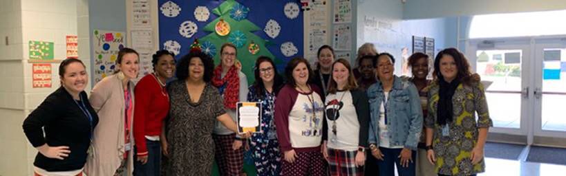 HCSHarrisonBay's tweet photo. Welcome back teachers and congratulations to Bess T. Shepherd and Hunter Middle School, recognized for having the lowest staff absentee rates in December! Thank you for all that you do! #HBLCexcellence @hamcoschools https://t.co/ybUljNkfk4