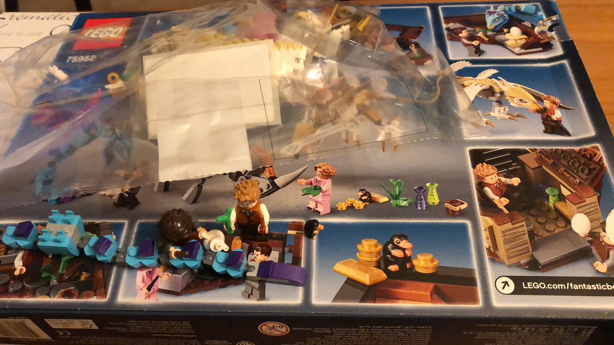 BeckiCalland's tweet photo. I’m such a big kid lol #lego #FantasticBeasts #newtscase #NewtScamander #TinaGoldstein #niffler https://t.co/fKkzjcIvt6