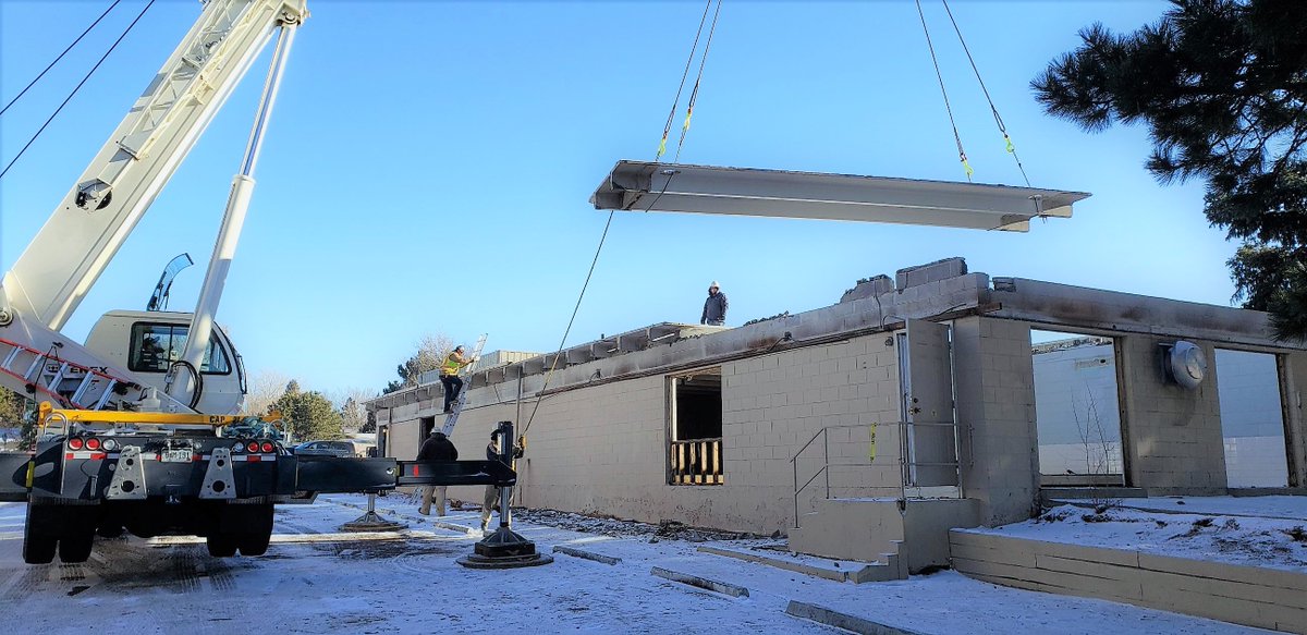 ProEarthwise's tweet photo. Look at the size of this crane!!!!🤯 We like to play with big kid toys but take our work very seriously 😉 https://t.co/W1GJzPSZt8