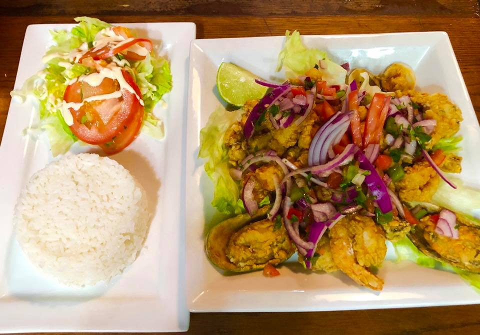 IslasDCaribeRes's tweet photo. La variedada de comida internacional la puedes encontara en Islas del Caribe Restaurante Te Esperamos #miami #coralgables #hialeah #karaokeenmiami #miamirestaurants #italianfoodmiami #saborlatino #islasdelcariberestaurant https://t.co/NqoFHYQpiM https://t.co/8hjHtq0dto