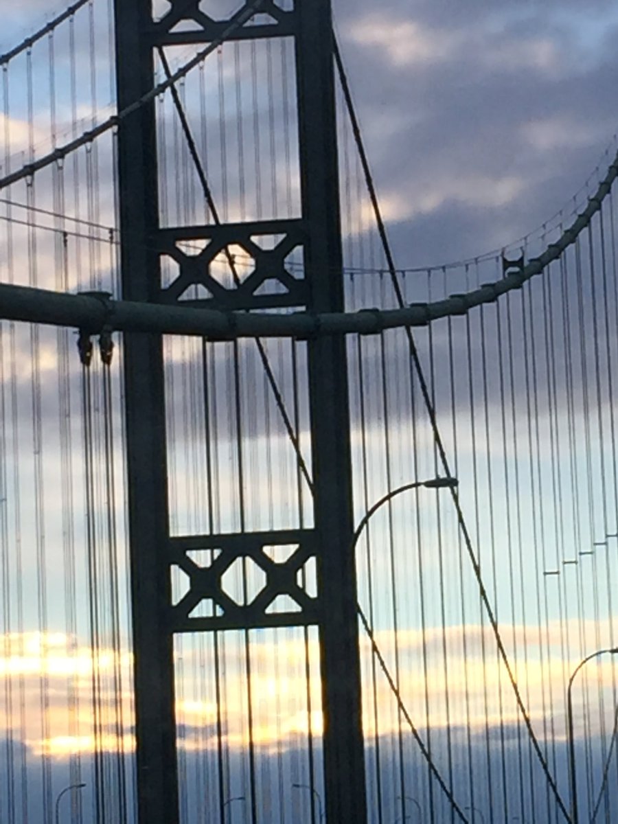 WritersConnect3's tweet photo. We crossed into 2019. Ahh-the opportunites ahead! #readers #writers #writercommunity #writerfun #rewrite https://t.co/whUR7TAJfY