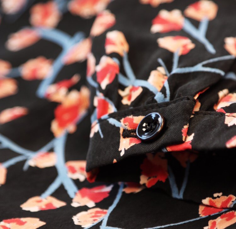 EKYOG's tweet image. Zoom sur notre imprimé clochette, décliné en jupe, robe et blouse.. 🌹Pour laquelle craquerez-vous ? 😉 N’oubliez pas qu’il vous reste quelques jours pour profiter de nos Avant-Premières !  #ethicalfashion #outfit #moderesponsable #sustainablefashion &amp;gt; ekyog.com