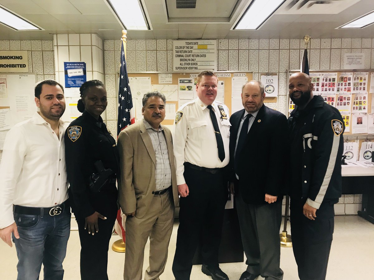 RoryLancman's tweet photo. Thank you Captain Mullaney and the officers of Transit District 20 for your work keeping #Queens residents safe on the subway every day. https://t.co/dA9N22lu8C