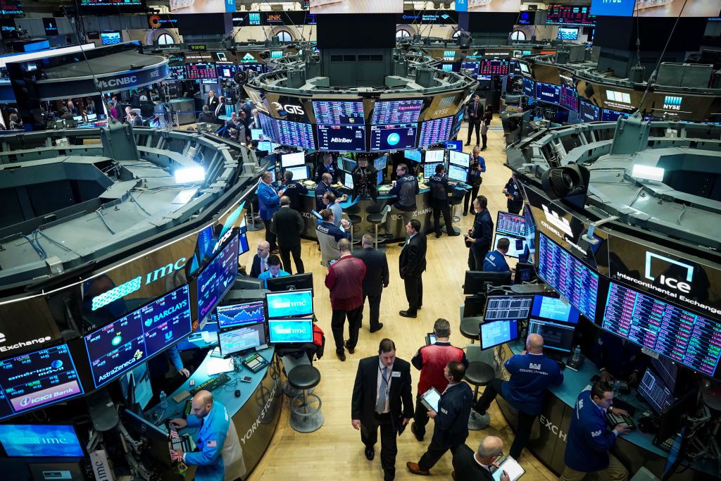 U.S. Stocks Prepare to Fall After Apple Announces Weak Sales dlvr.it/QvvFH8