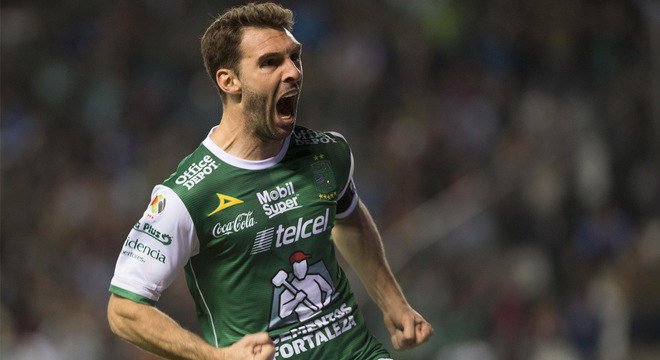 Andrés Sanchez confirma Sornoza e Boselli como os novos reforços do Corinthians.