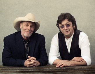 This has now become one of our favorite traditions to have Shake Russell joined with Michael Hearne to help us shake off the "Cold Winter Blues"! #WinterMadnessHouseConcertSeries
GET TICKETS --->
bernhardtwinery.com/tc-events/wint…