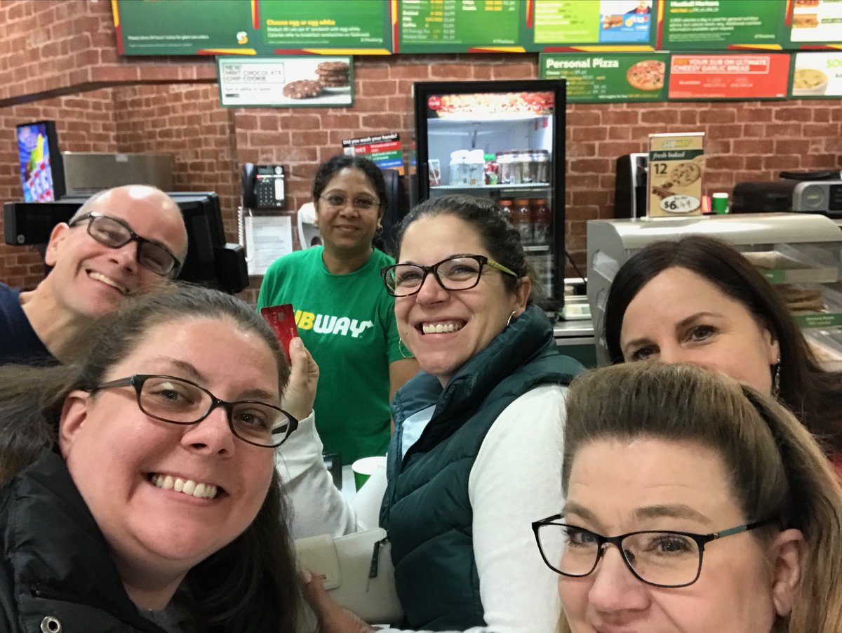 AndreaHamp's tweet photo. #teamonthefence #castliopride ⁦@CastlioElem⁩ got a little thirsty https://t.co/MGIrCZOOvs