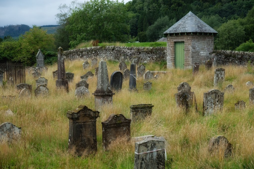St. Kessog's Graveyard, Callander #graveyard #Callander #Scotland #VisitScotland #photo #fujifilm  
#adventure #outdoor #explore #vacation