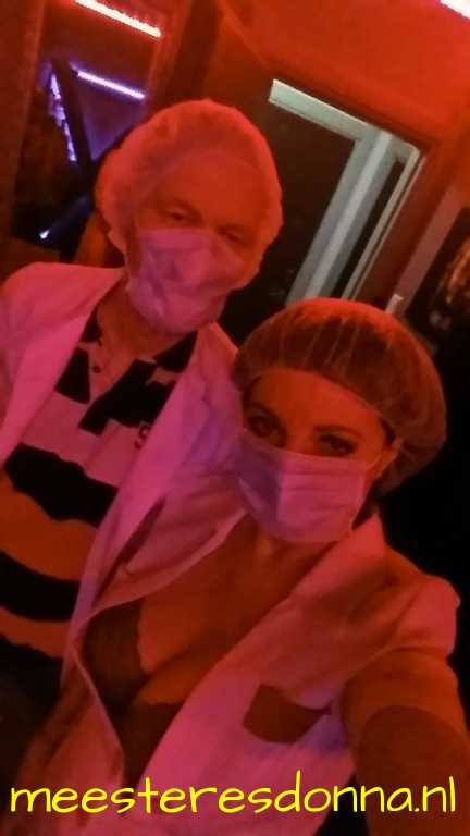 MeesteresDonna's tweet photo. Vandaag een #kutje gemaakt bij @BenDebie1 #sletWendy
#Operatie geslaagd.... patient overle....   😷🤕uhh tevreden 😉
#FETISJ #SENSUELEFANTASIE
#ROLEPLAY 
#SM
#TRAVESTIESTUDIO #DENHAAG 
@slaafvoor als operatiezuster.
https://t.co/ZZsMfm1Yb5 https://t.co/zl6t0QKMPG