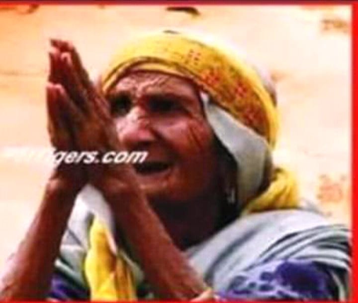 RajaMukhtarAhm4's tweet photo. ای او بی آئی کے پانچ لاکھ  بے بس انسان صرف 5250 می زندگی گزارنے پر مجبور جبکہ کہ ملک میں کم از کم پنشن دس ہزار ہے۔ڈیڑھ لاکھ بیوہ عورتیں ہر وقت ��س ظلم کے خلاف دستِ بد دعا ہیں۔کہاں گیا وہ نعرہ کہ دو نہیں ایک پاکستان@ImranKhanPTI https://t.co/4hmAEsdCum