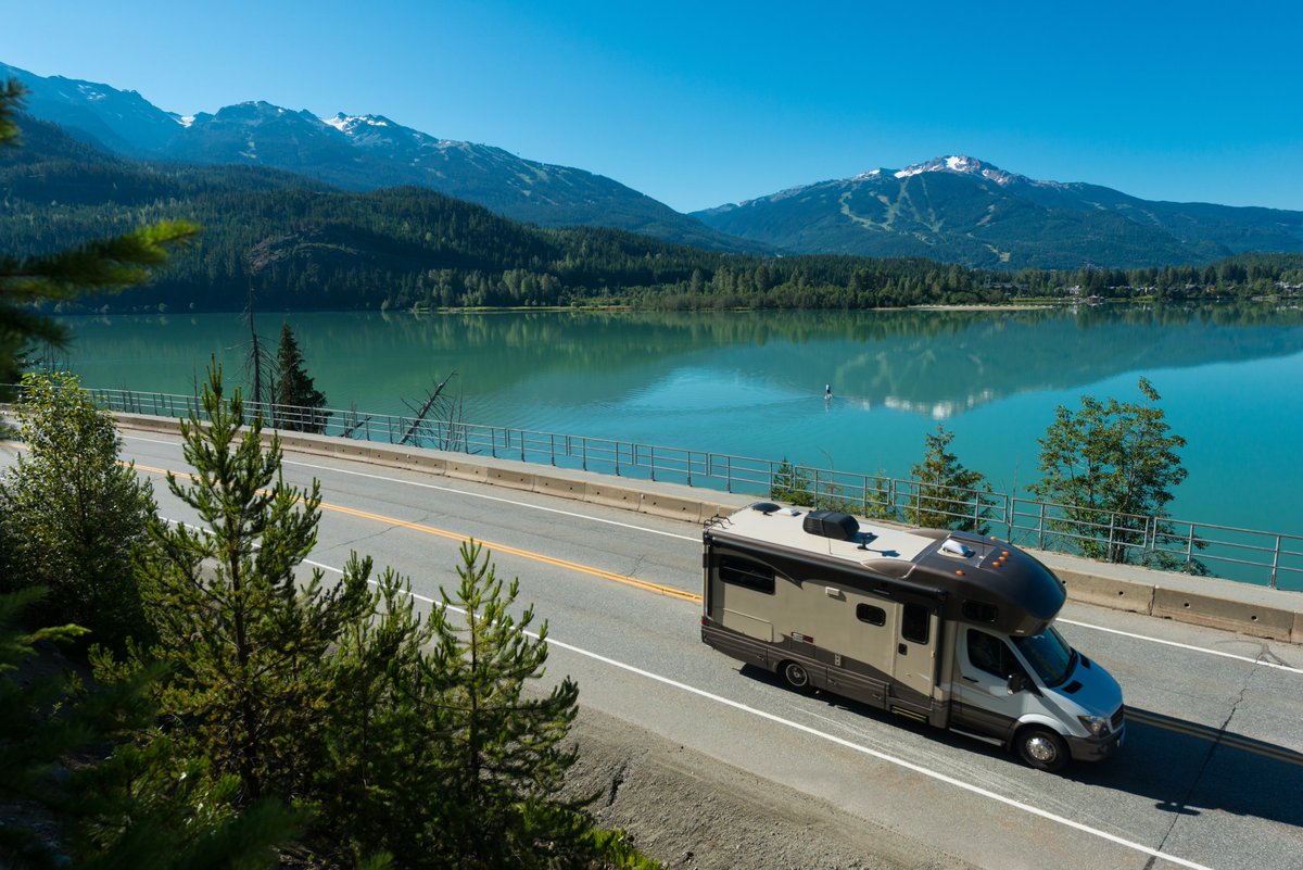 rvshowsbc's tweet photo. #Earlybird2019 #RVshows is back at Abbotsford’s Tradex in 6 weeks! We are SO EXCITED to see you there! Mark your calendars and buy your tickets now! #earlybirdrvshow #rvshowsbc #gorving #rvlifestyle https://t.co/CQNgUrX0Wf https://t.co/tScNcfpd6E