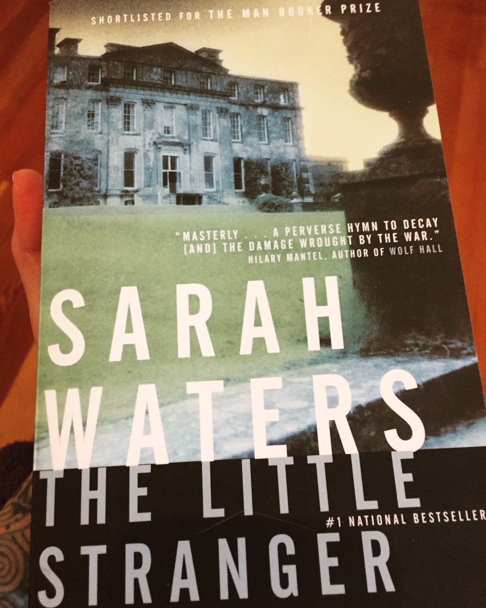 roznay1's tweet photo. Might as well start the year by getting smarter. #readbeforeyouwrite #goodbooks #boundtogetcreepy #sarahwatersbooks https://t.co/k7sBqpvhx7