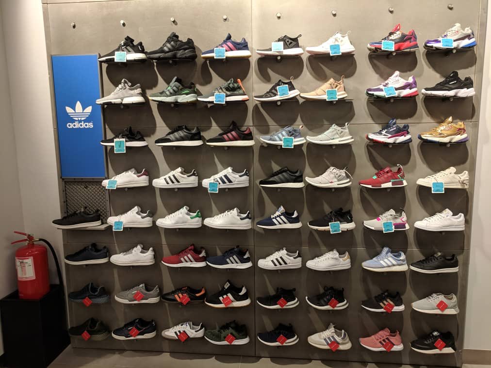 adidas ioi mall