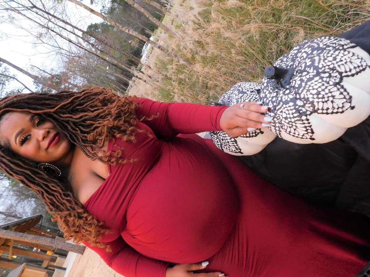 ivegotCharisma2's tweet photo. A few of her favs. Get at me for your next #photoShoot #maternityShoot #ivegotcharismaphotography
@JuicyXi5 my beautiful #pregnant w/ my #TwinNieces #motherofMultiples https://t.co/8DPNtv6Et8