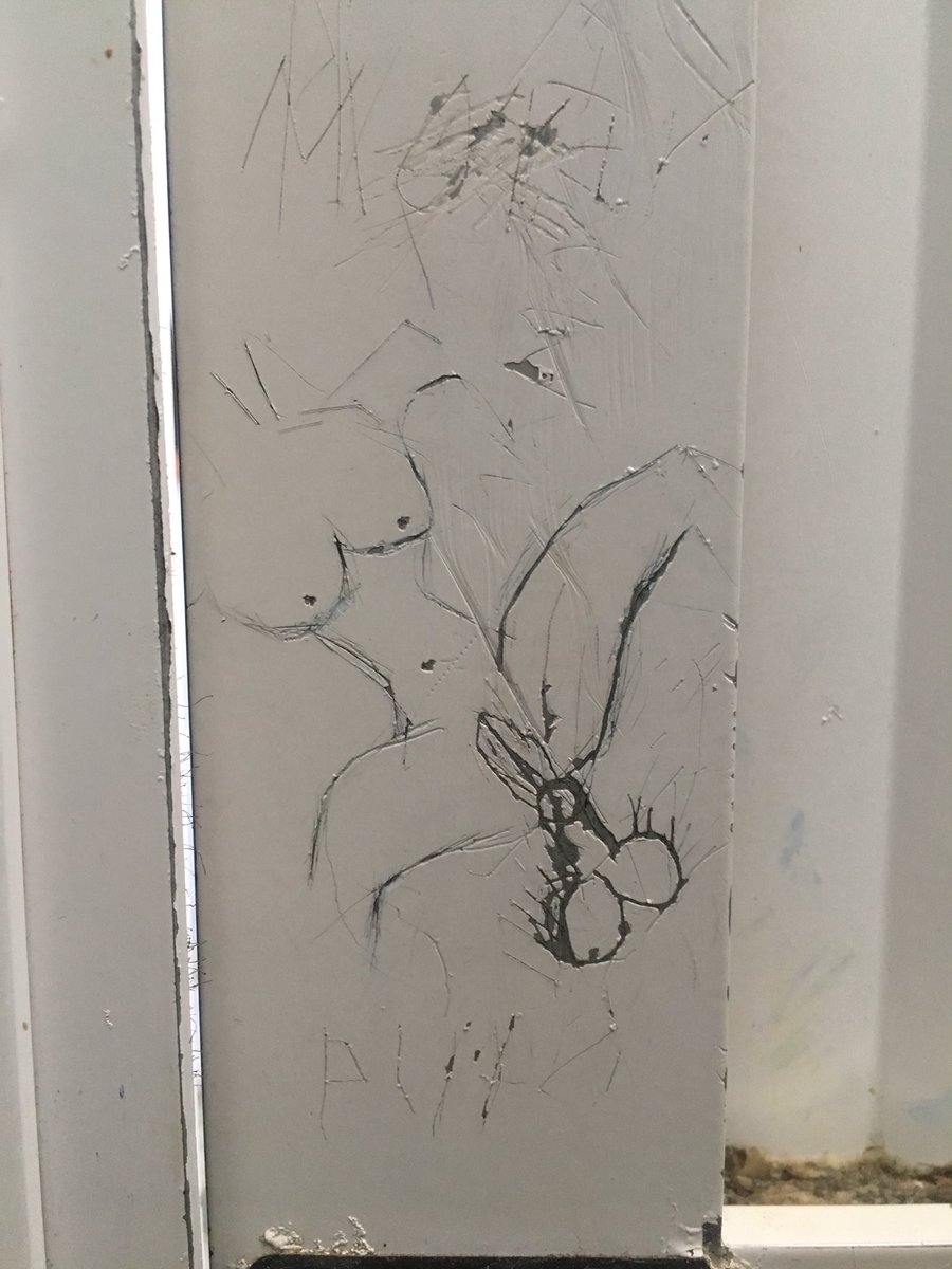 Errorcillo's tweet image. No pintamos a la Mona Lisa nada más porque no cagamos frente a lienzos. La neta.