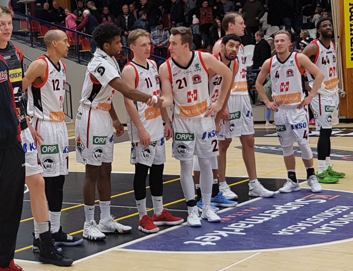 Kouvot's tweet photo. Kouvot - Kataja Basket 75-61๐#thirdinarow #kouvot #korisliiga https://t.co/wU2e5A6I0O