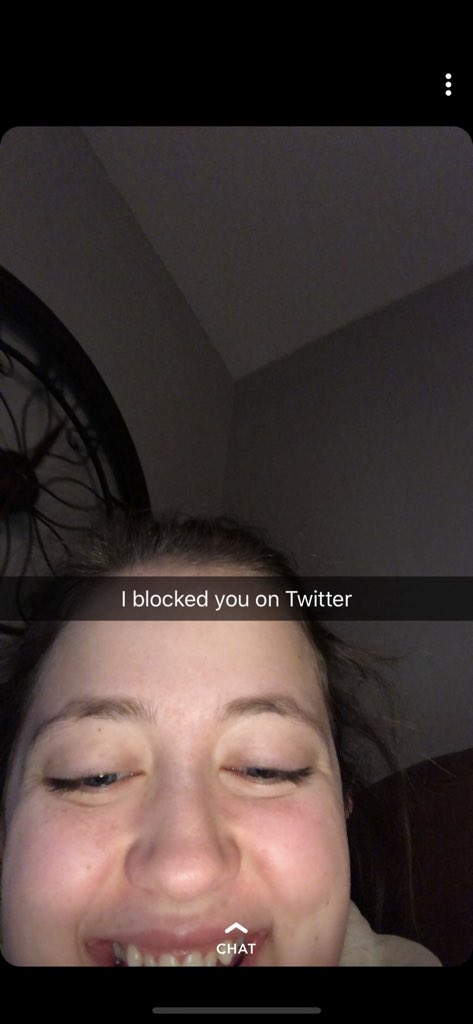 kadeebk's tweet photo. @kyliee20smithh @kelsi_roach @J_Raaae15 oh https://t.co/pCmwRBntR2