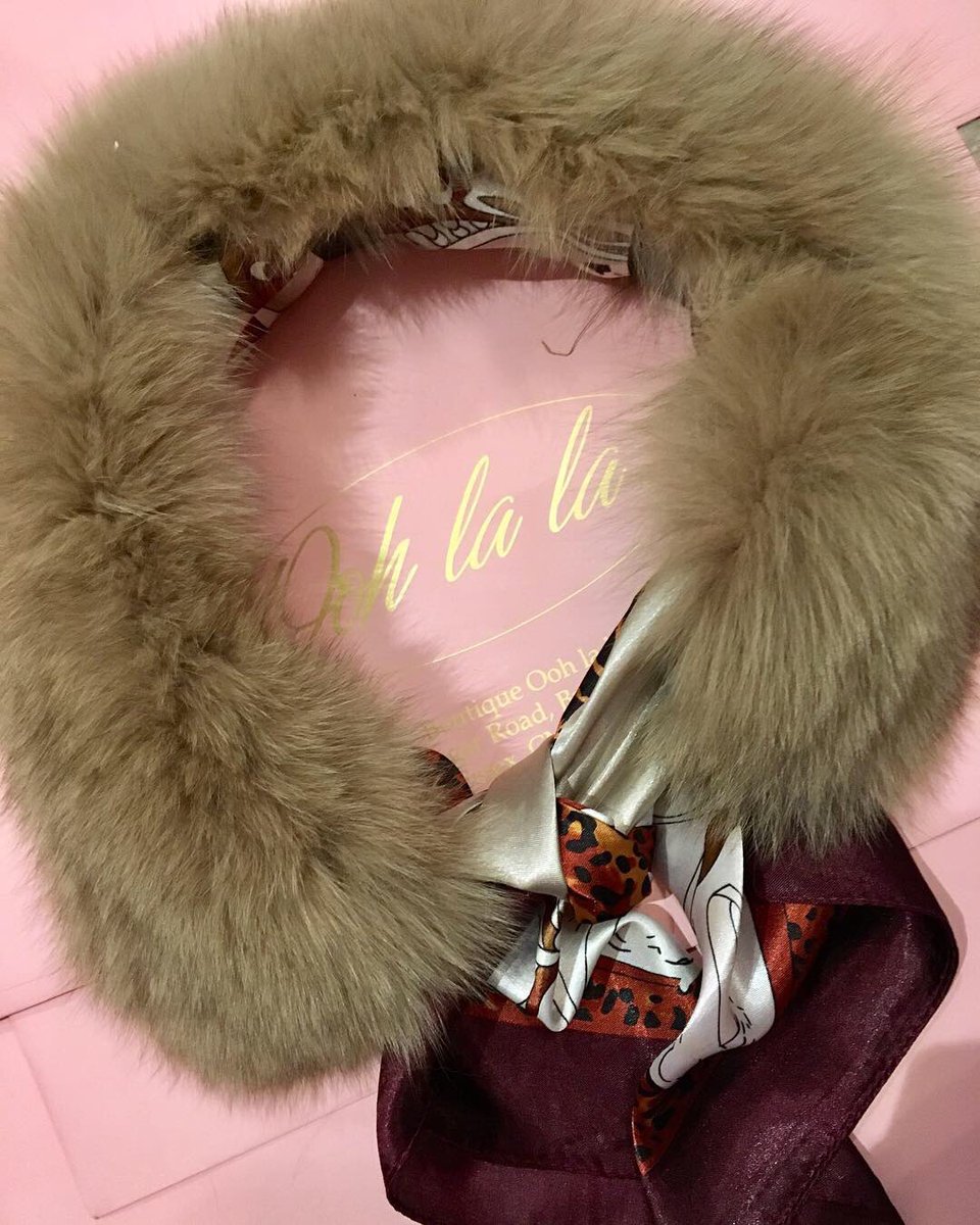 Oohlaglam's tweet photo. Last two remaining! Our stylish fur collars are now just £73.50 in store and online with the code LASTMINUTE. Grab 'em before they're gone!
.
.
.
#furcollar #scarf #winterwarmer #ontrend #promocode #Januarysale #boutiqueshopping #Brentwood #Essex #Oohlala https://t.co/nFf7OplBcb