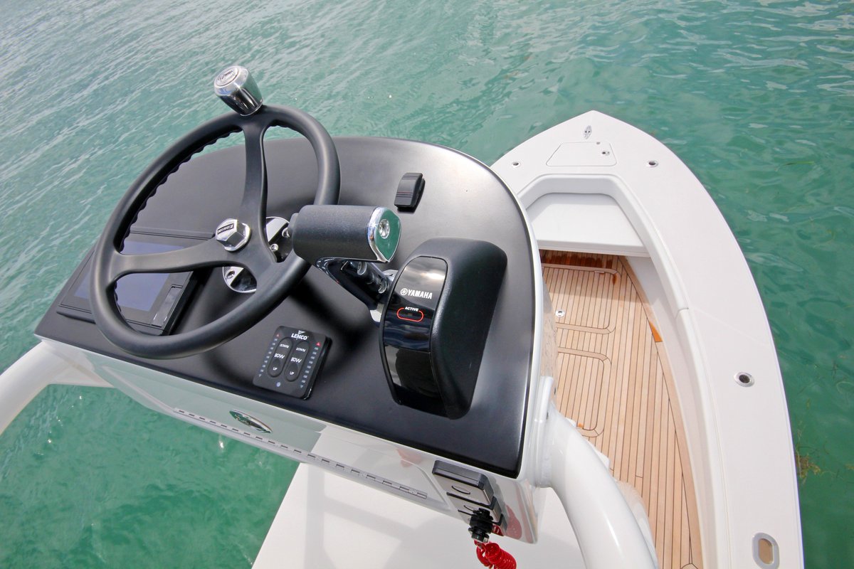 JupiterMarine's tweet photo. Jupiter 25 Bay sporting a #SecondStation second to none!
Visit https://t.co/LAqHZ3mKiU to discover the unique features that make this versatile hybrid sportfisher a bay boat unlike any other! https://t.co/WcIeF7hjX1