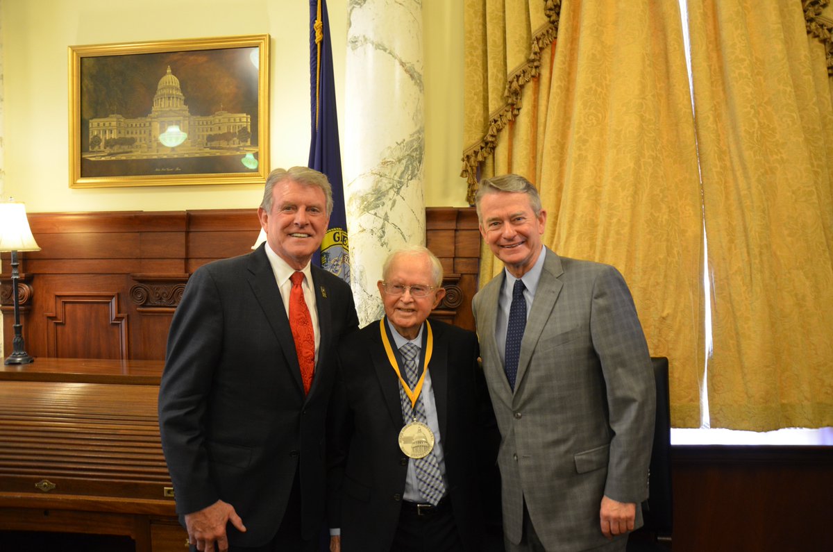 Idaho Governor tweet media