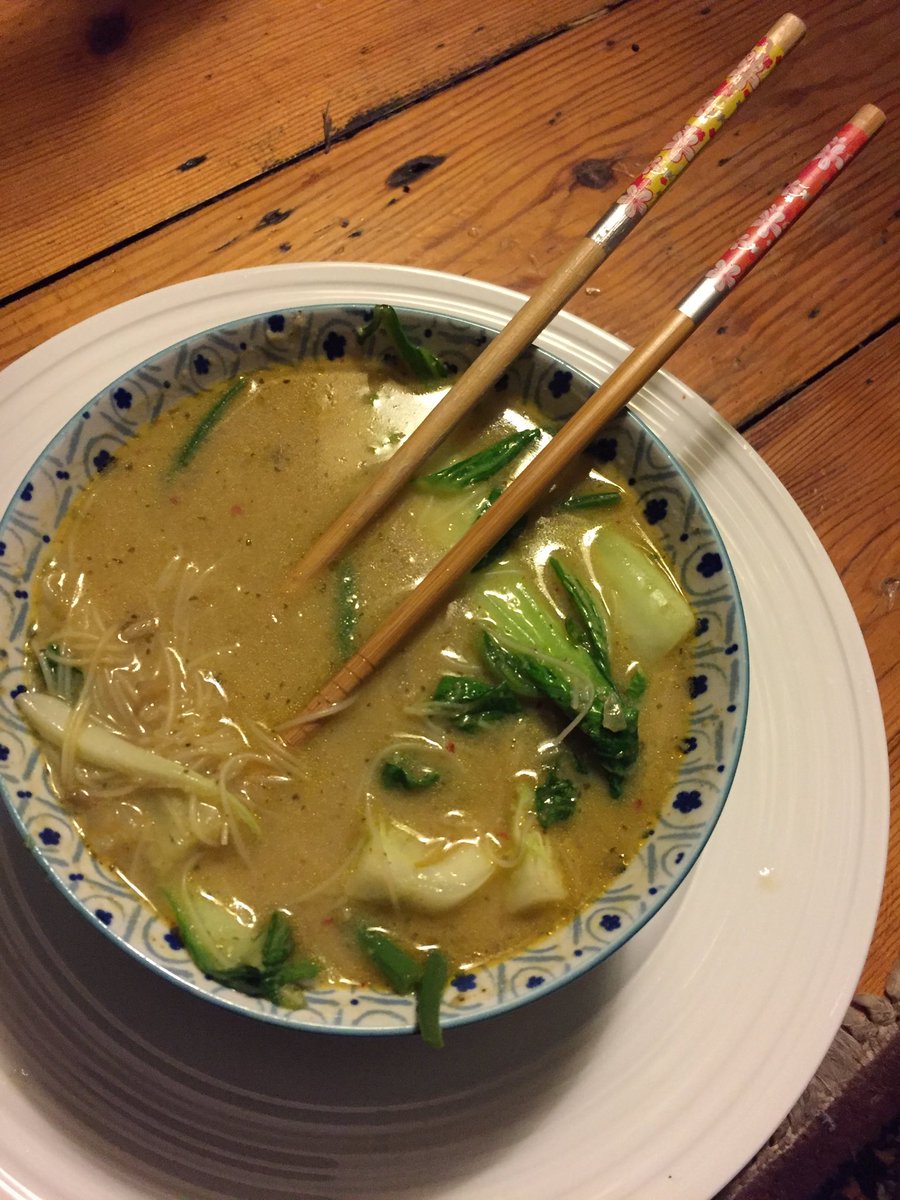 JulesLangVoice's tweet image. ⁦@BBCRadio2⁩ thank you ⁦@sarajcox⁩ . Sublime laksa. I added pak Choi. Frozen pizza in oven for husband as I’m deffo not sharing #totesamazeballs