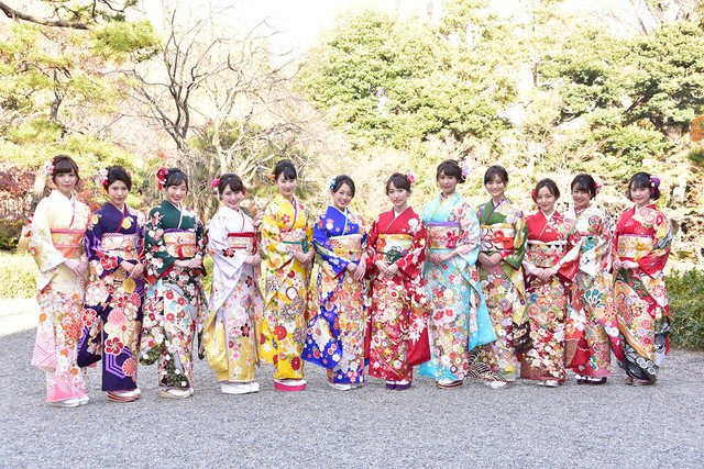 College Cosmos カレッジ コスモス Idols Hello Online