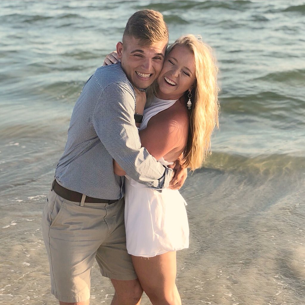 hb_reagan13's tweet photo. Counting down the days 👰🏼🤵🏼 #joiningjohnston https://t.co/f8Q3C2sv8G