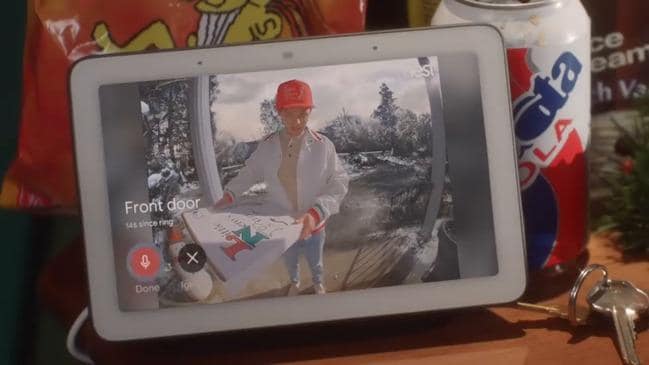 Macaulay Culkin has the internet howling like Catherine O’Hara. The “Home Alone” star reprised his role as the child trickster Kevin McCallister in a new ad. bit.ly/2PWujWw