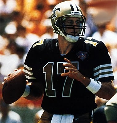 Happy Birthday to a great quarterback and an even greater guy!! 