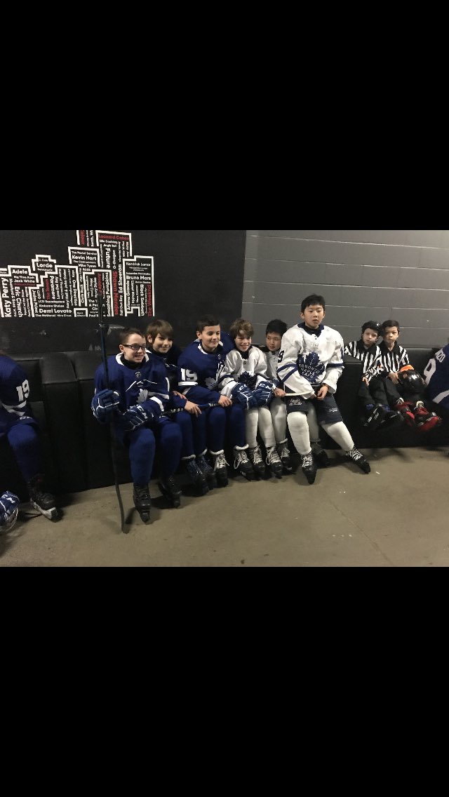 A few of our majors went down to support the Leafs Next Gen game... our Atom boys took to the ice with the Nhlers for an amazing opportunity...