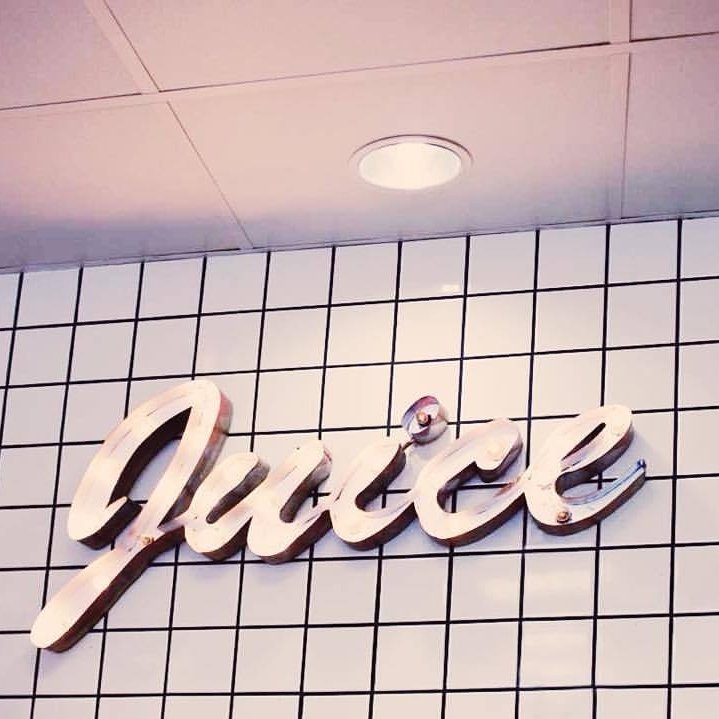 nosthaus's tweet photo. J U I C E 🍊🍋🍎🍍
#vintage #80s #retro #80sfashion #80sstyle #1990s #90s #throwback #california #childhood #vaporwave #retrowave #90small #nike #adidas #supreme #nostalgia #aesthetic #neon #aesthetics #1990s #nosthaus #losangeles #dtla #artsdistrict https://t.co/F0vXyBOxKX