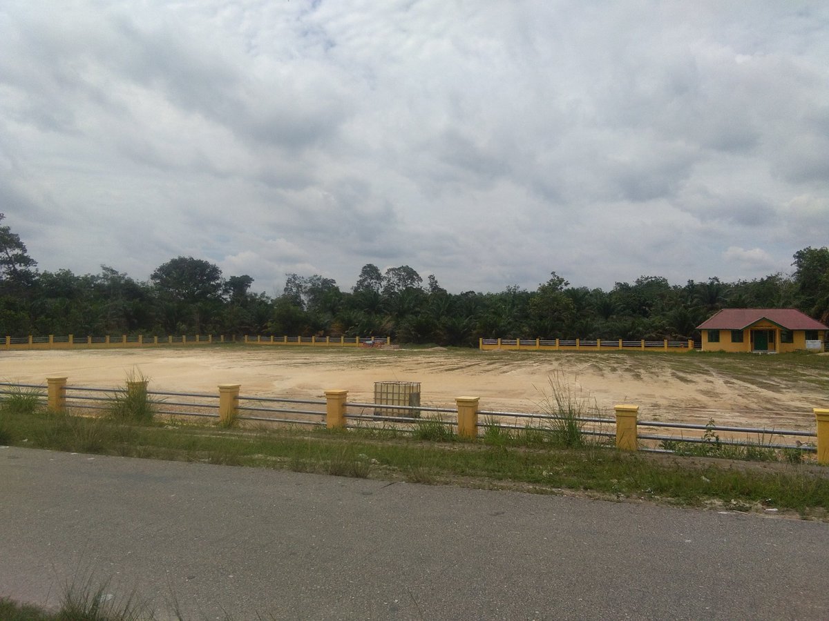 AzisAbd90's tweet photo. #IndonesiaMembangunDesa
#TPPIRiau
#TPPIPelalawan
pembangunan desa Hasil Pembangunan dan Pemberdayaan melalui Dana Desa.
@Jokowi
@EkoSandjojo
@anwsanusi
@taufikmadjid71
@fachrilabalado https://t.co/yT6iLqcYMM