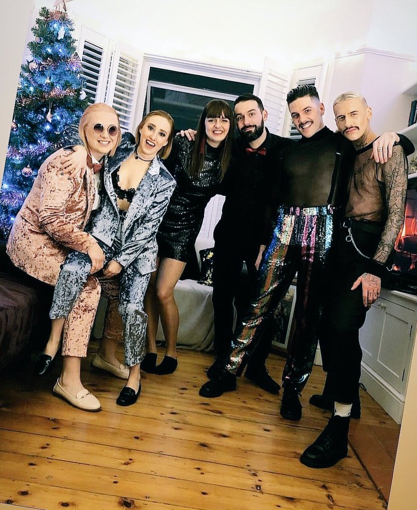 nerd_face's tweet image. Can we do NY all over again please? 
#chosenfamily #ThrowbackThursday #pinkhairdontcare