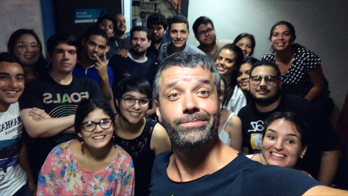 nosoyneo's tweet photo. Gracias #Tellma y #Creadores por la oportunidad de compartir mis experiencias como influencer. Estoy escribiendo mi libro “El método del no método”... voy por el título 😉 https://t.co/UOOUc8niO4
