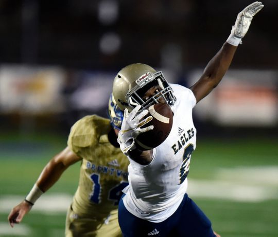 #ICYMI: Nominees for this year’s <a href="/Tennessean/">Tennessean</a> Football Player of the Year award tennessean.com/story/sports/h…  
🏈 <a href="/TheDevynCurtis/">Devyn Curtis</a> 
🏈 <a href="/LuskHarris/">Kameron harris-lusk</a> 
🏈 @fatcat__23 
🏈 <a href="/stonenorton3/">Stone Norton</a> 
🏈 <a href="/kane_patterson4/">Kane Patterson ✞</a> 
🏈 <a href="/the_tj2/">Tj Sheffield</a> 
🏈 @LuhStar_ 
🏈 <a href="/WashingtonWoodi/">Woodi Washington™️ C❌C</a>