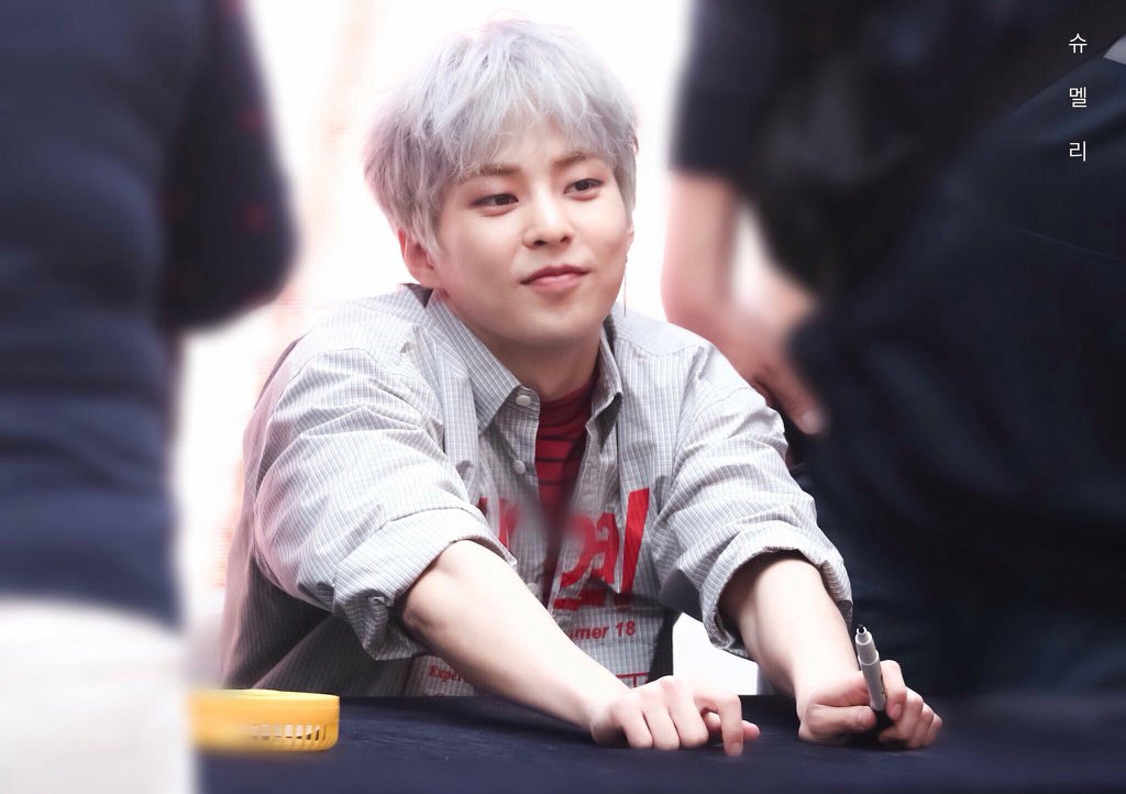 XIUMIN_JB's tweet photo. https://t.co/heS0PjDvE7