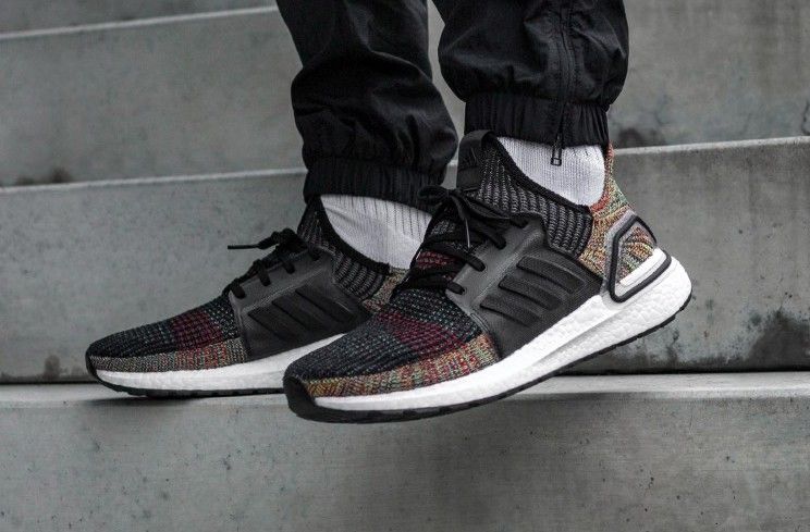 ultra boost 19 black multicolor