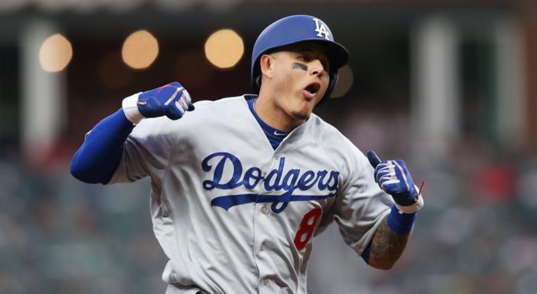 thescorechicago's tweet photo. White Sox have made a formal offer to star free agent Manny Machado

https://t.co/gt1Sxa7wnJ via @MLBBruceLevine https://t.co/bOTGXf77qv