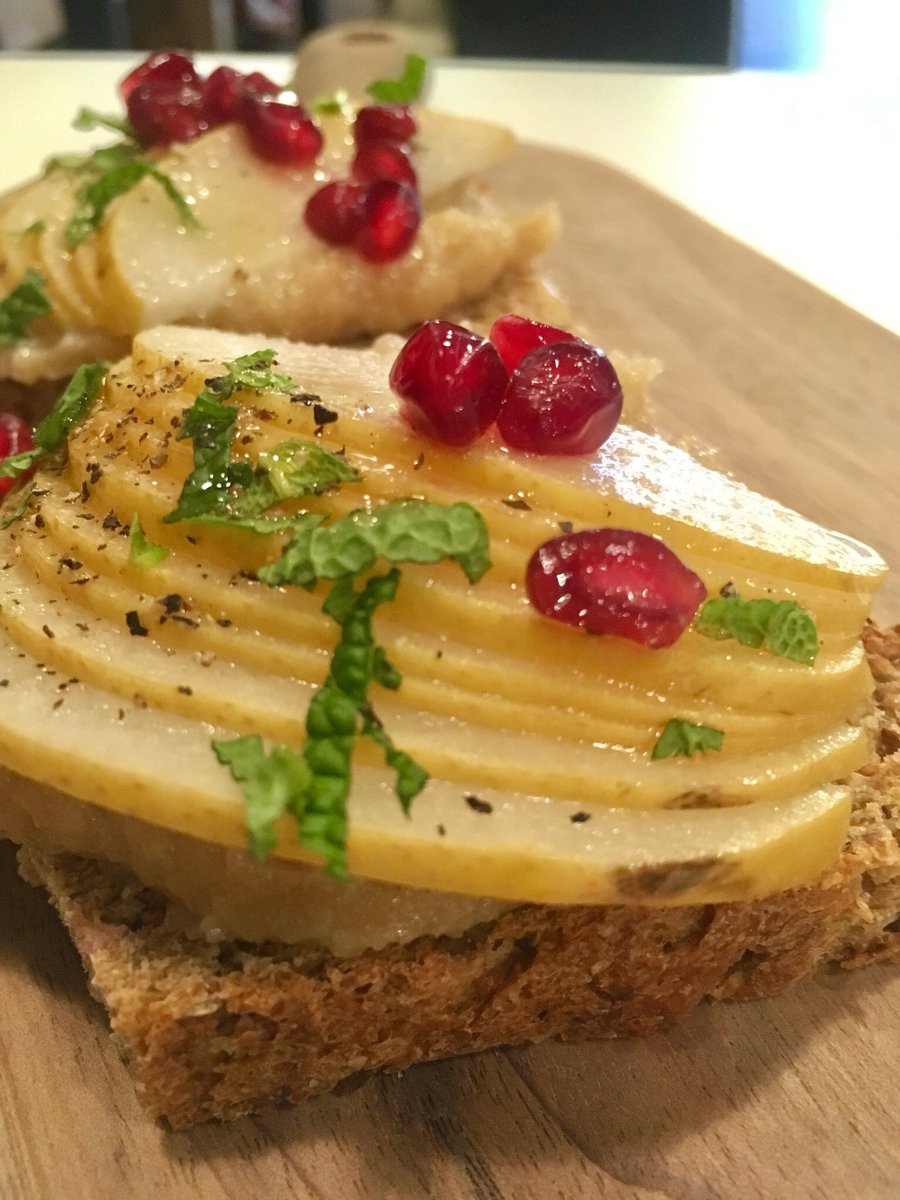 .<a href="/duesouthcoffee/">Due South Coffee</a> Not only a great place for coffee on a rainy day...Don’t 👏🏿 Sleep 👏🏿 on their 👏🏿 healthy menu! Loved the avocado toast! Check them out at Hampton Station in <a href="/Greenville_SC/">VisitGreenvilleSC</a>  #jgsbackpack